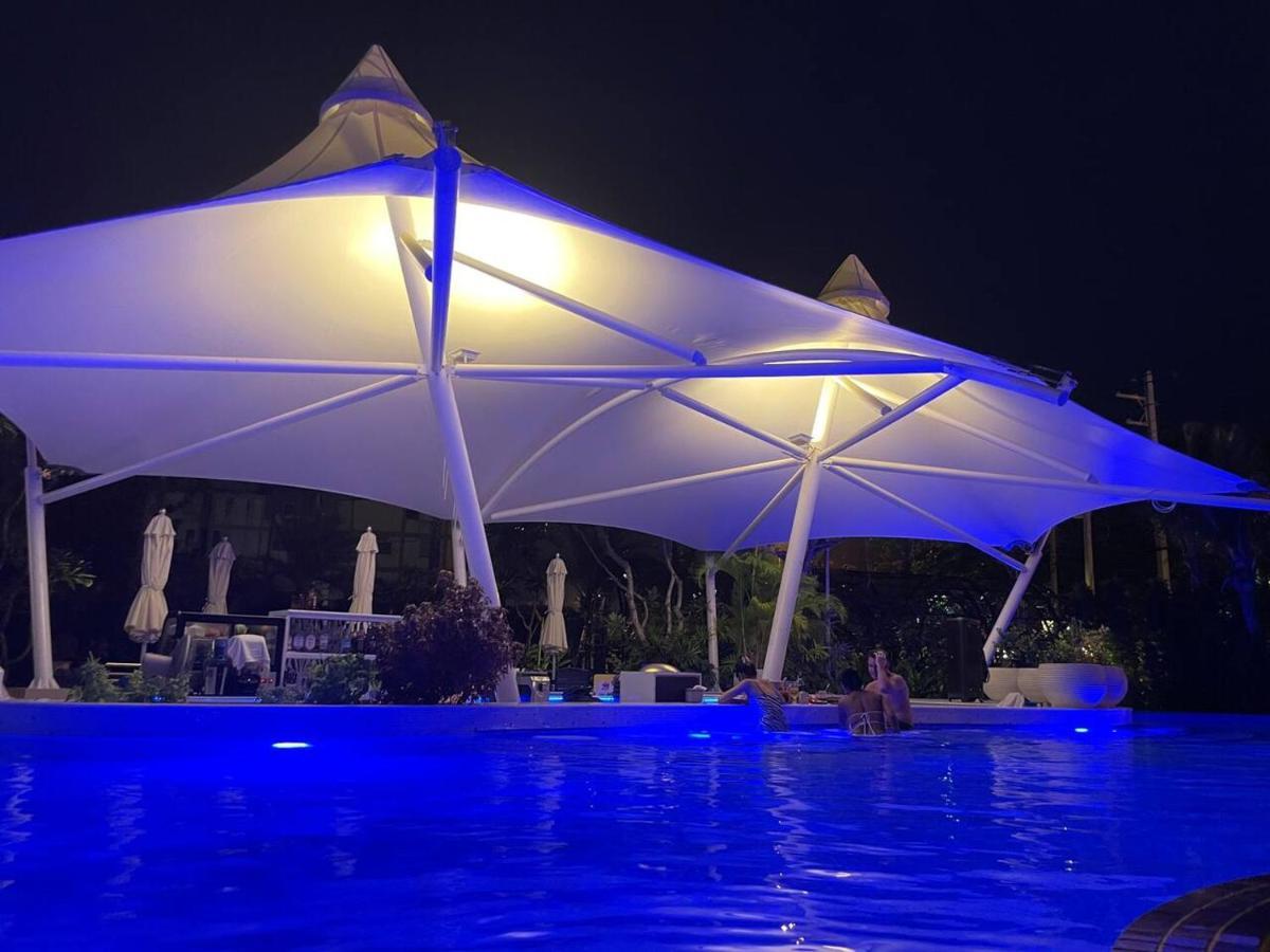 Copacabana Jomtien Condominium Exteriör bild